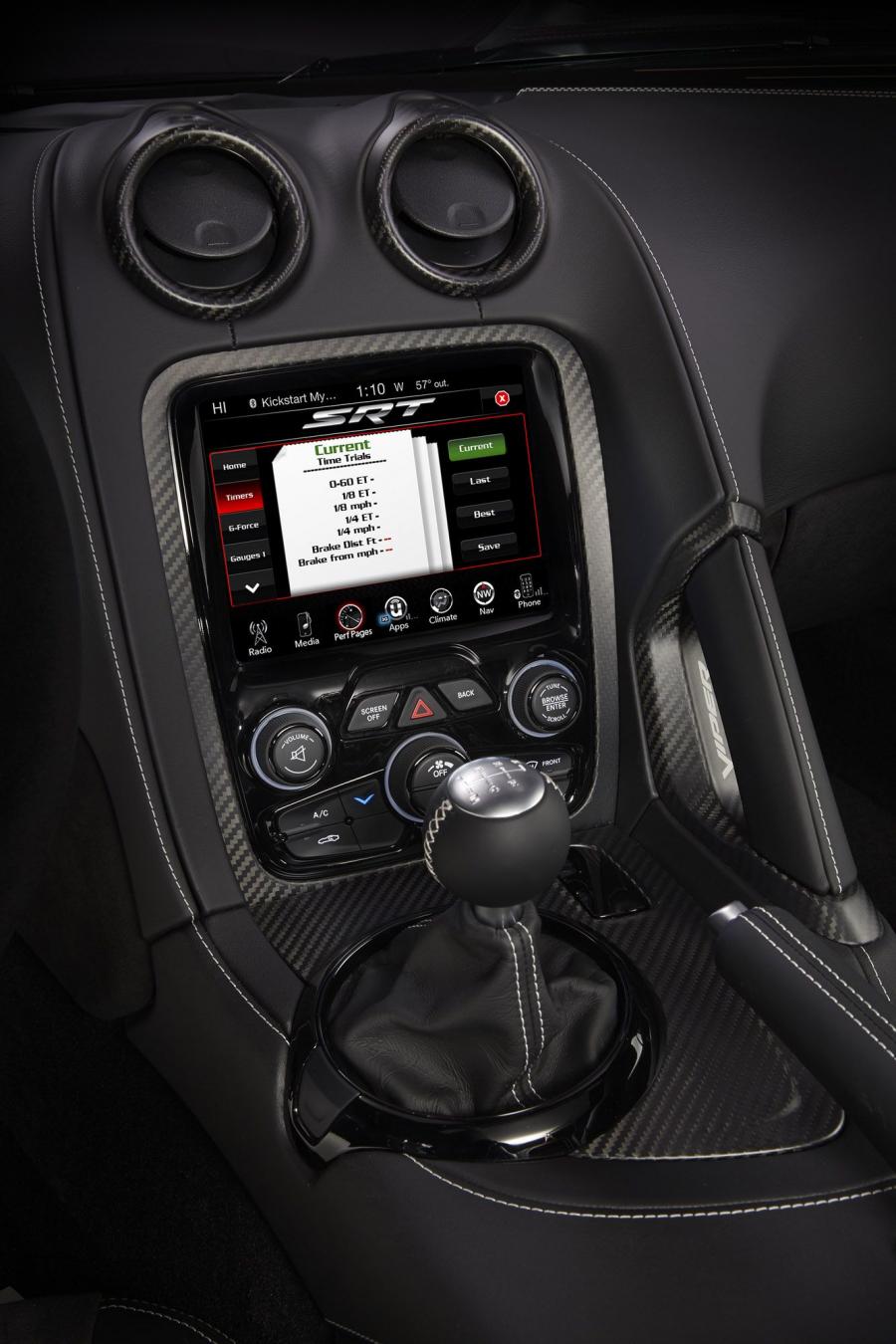 Детали интерьера Dodge Viper ACR (VX) 2015 года  (фото 71 из 91)